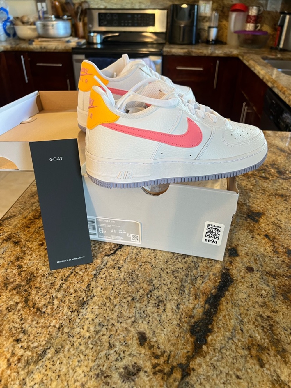 Nike Air Force 1 Low White Pink Orange Swoosh Size 6Y Women’s New With Box